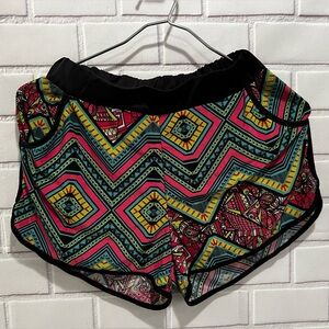 EMME JORDAN women printed elastic waist shorts/size L